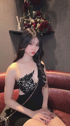 プロフィール写真4・波瑠｜新橋キャバクラ キング・アンド・クイーン