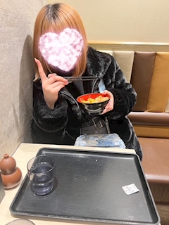 もか🧚‍♀️♥️自由が丘Gluck「🍖」
