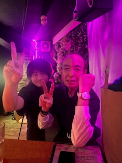 くぼにゃん🐱ྀི 海物語🌊🐬🏝「月曜日」