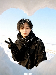 くぼにゃん🐱ྀི 海物語🌊🐬🏝