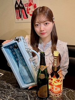 プロフィール写真9・桃子サウルス🦕🍑｜DINOSAURS・ダイナソー - 国分町のガールズバー