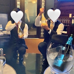 ゆい「ソウメイブルー🍾💙」