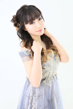 プロフィール写真1・吉澤　泉帆｜Emily・エミリー - 桜木町・野毛のパブ/スナック