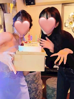 りの「😭😭🩷」