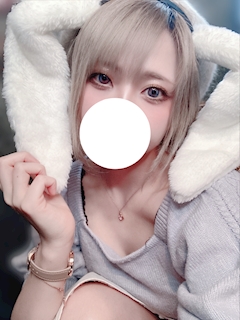 プロフィール写真17・🐋 しの 🤍｜FELIZ・フェリス - 名古屋 錦のコンカフェ