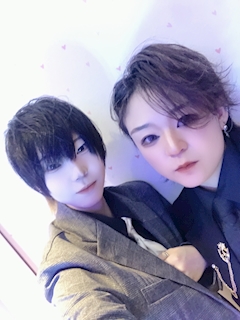 あじむ「ホスト会🍾✨️」
