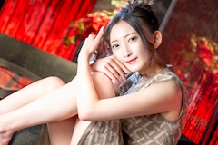 プロフィール写真5・華蓮　じゅん｜Ginza Kuroneko・ギンザ クロネコ - 銀座のキャバクラ