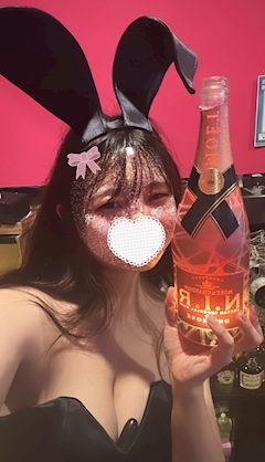 プロフィール写真6・ともか｜サキュ×バニーTOKYO・サキュバニートウキョウ - 新宿/歌舞伎町のガールズバー