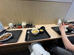 かんな「営業終わりの朝ごはん🍚☀️」