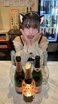 みお GirlsBar Honey Bee・ガールズバーハニービー - 日田市・隈のガールズバー