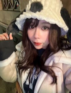 プロフィール写真4・めぐ｜Girls bar Montre Renee・モントレールネ - 北千住のガールズバー