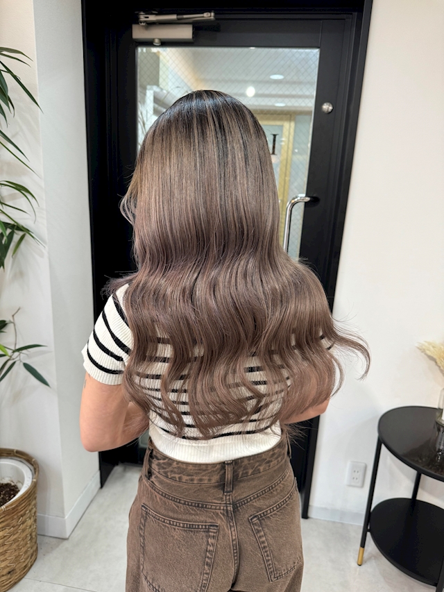 プロフィール写真4・紫苑｜