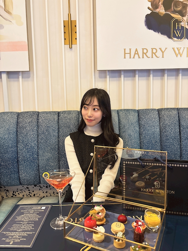 プロフィール写真3・まほ｜ミナミ キャバクラ・シュシュールアネックス
