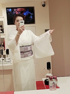 プロフィール写真15・平山梨恵｜White Box・ホワイトボックス - 飯塚のスナック