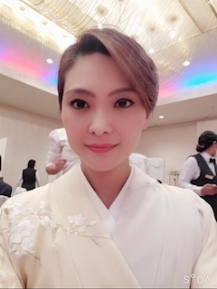 プロフィール写真11・平山梨恵｜White Box・ホワイトボックス - 飯塚のスナック