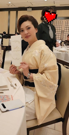 プロフィール写真4・平山梨恵｜White Box・ホワイトボックス - 飯塚のスナック