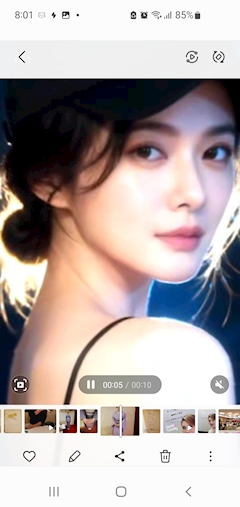 プロフィール写真2・平山梨恵｜White Box・ホワイトボックス - 飯塚のスナック