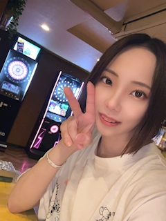 ジュナ 10.7・テン.ナナ - 広島市(流川)のガールズバー