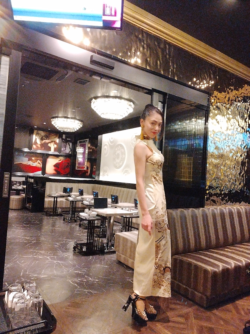 熟女　チャイナドレス チャイナドレス - 大麗花💖ダリア💙🩵Mrs.Ｊ梅田🩵💙🐦️ - Mrs.J 梅田・ミセス ジェイ ウメダ - 梅田の熟女パブ/熟女 キャバクラ【ポケパラ】