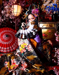 プロフィール写真1・詩音｜Mrs.J 梅田・ミセス ジェイ ウメダ - 梅田の熟女パブ/熟女キャバクラ