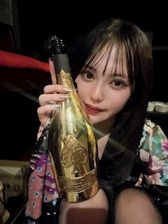 プロフィール写真12・もも🫐花魁Tokyo‎‎🪽｜花魁Tokyo・オイラントウキョウ - 歌舞伎町のガールズバー