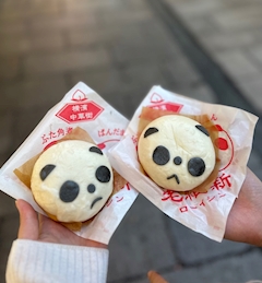 りり「食べ歩き🇨🇳🥟🎵」