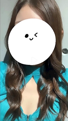 プロフィール写真3・もも｜海酒・ウミサケ - 天神・大名のガールズバー