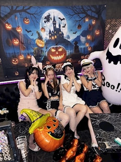 麻ぁ、莉夏「渋ハロおーわっぴ🎃‼️」