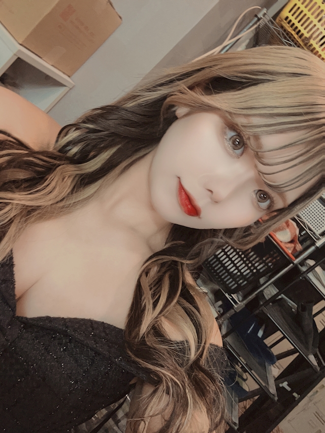 プロフィール写真6・あいな｜