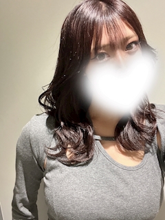 プロフィール写真4・ここね｜GIRLS BAR ZIXY・ジクシー - 日暮里のガールズバー
