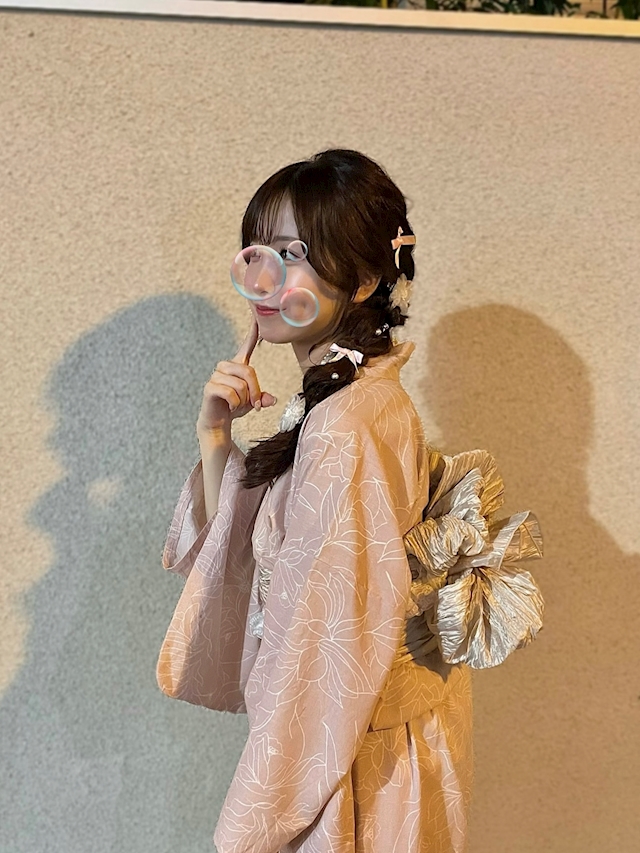 五彩 まな LOUNGE FOXI