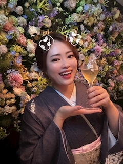 プロフィール写真2・國吉美優|Lounge Gracieu・グラシュ - 三重 四日市のクラブ/ラウンジ
