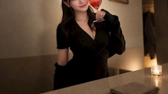 かな「「飲もぅ？」 たった二文字で、会いたいというのを隠せるのでしょう？これを私は大人と呼びます。」