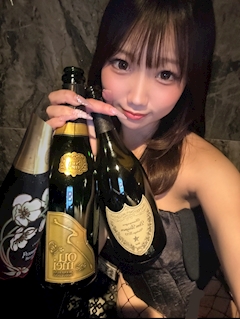 プロフィール写真5・來海 せりな｜RICH 金山・リッチカナヤマ - 名古屋 金山のガールズバー