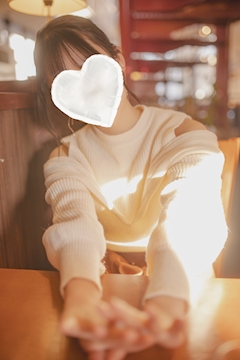 プロフィール写真2・小鳥遊 はる|LOUNGE APLUS・アプラス - 名古屋 錦のクラブ/ラウンジ