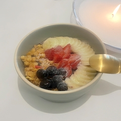 ゆの「🍓🫐🍌🥝」