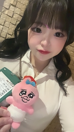 プロフィール写真2・しゅうか　vivid-ikb-｜池袋 キャバクラ・vivid