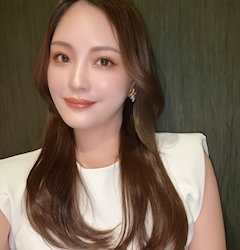 まこ💎三宮THIRD DOOR