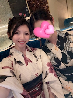 ましろ「出勤です🙋🏻‍♀️❣️」