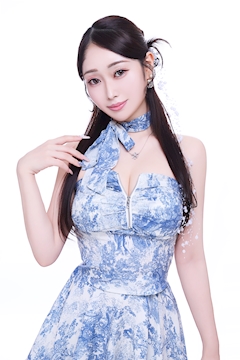 プロフィール写真1・いおり｜横浜E-STYLE・ヨコハマイースタイル - 横浜駅前のキャバクラ