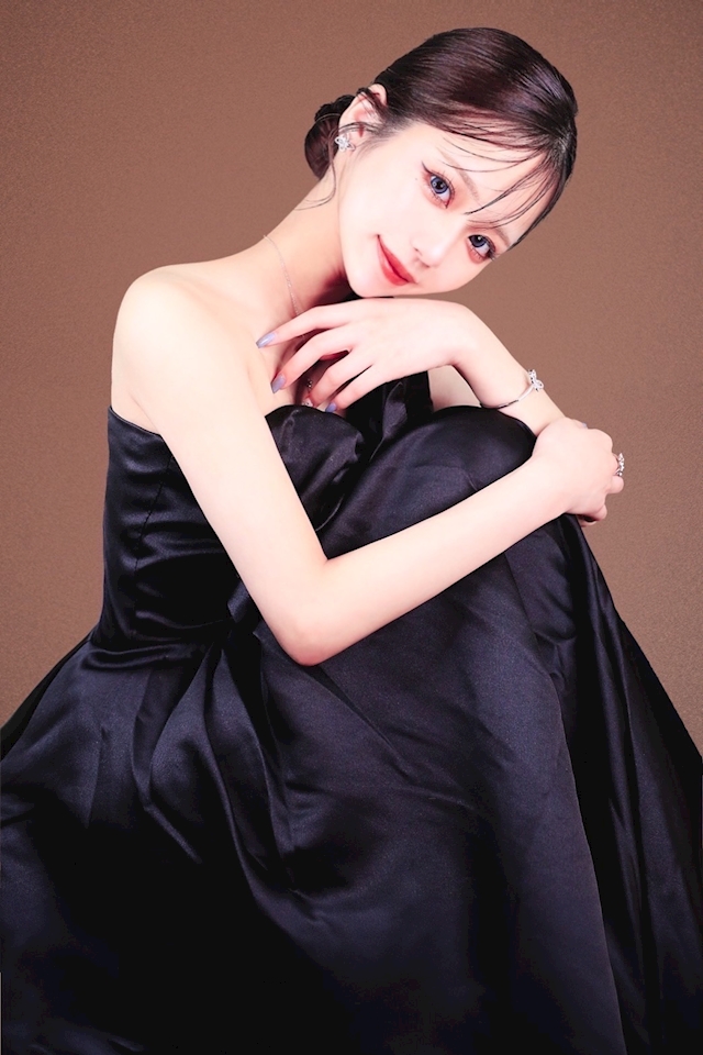 プロフィール写真1・黒咲　らな♡SCENE♡｜