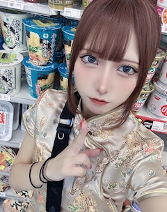 プロフィール写真17・りと【池袋ふくろう】｜ふくろう - 池袋西口のガールズバー