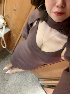 プロフィール写真15・夏目 えりか|楽GAKU 金山本店・ガク - 名古屋 金山の熟女パブ/熟女キャバクラ