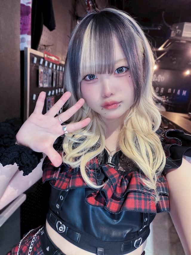 ⚡りせ⚡ メイドロックカフェ名古屋