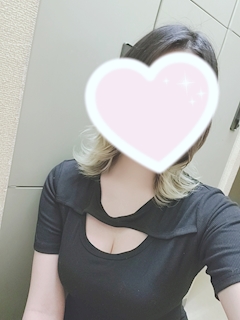 プロフィール写真2・あすな｜スナックラウンジ　ほろろ - すすきのスナック