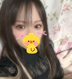 プロフィール写真1・ひとみ｜熟女クラブ しらゆり・シラユリ - 名古屋 錦の熟女パブ/熟女キャバクラ