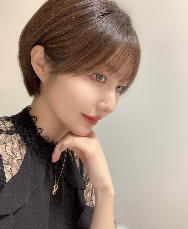 あおい UNJOUR
