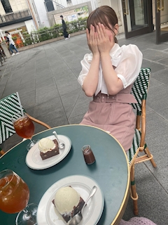 プロフィール写真11・ひな｜GIRLS BAR SHIRO・シロ - 湯島・上野のガールズバー