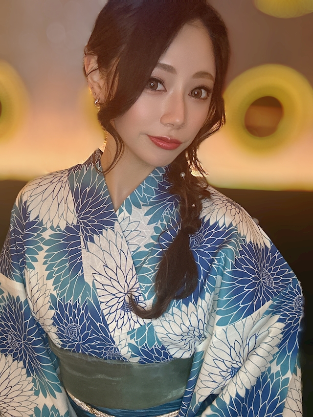 プロフィール写真3・皆月 りさ｜