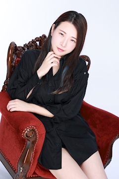 プロフィール写真2・ももえ|GIRL'S BAR LIPS・リップス - 池袋西口のガールズバー